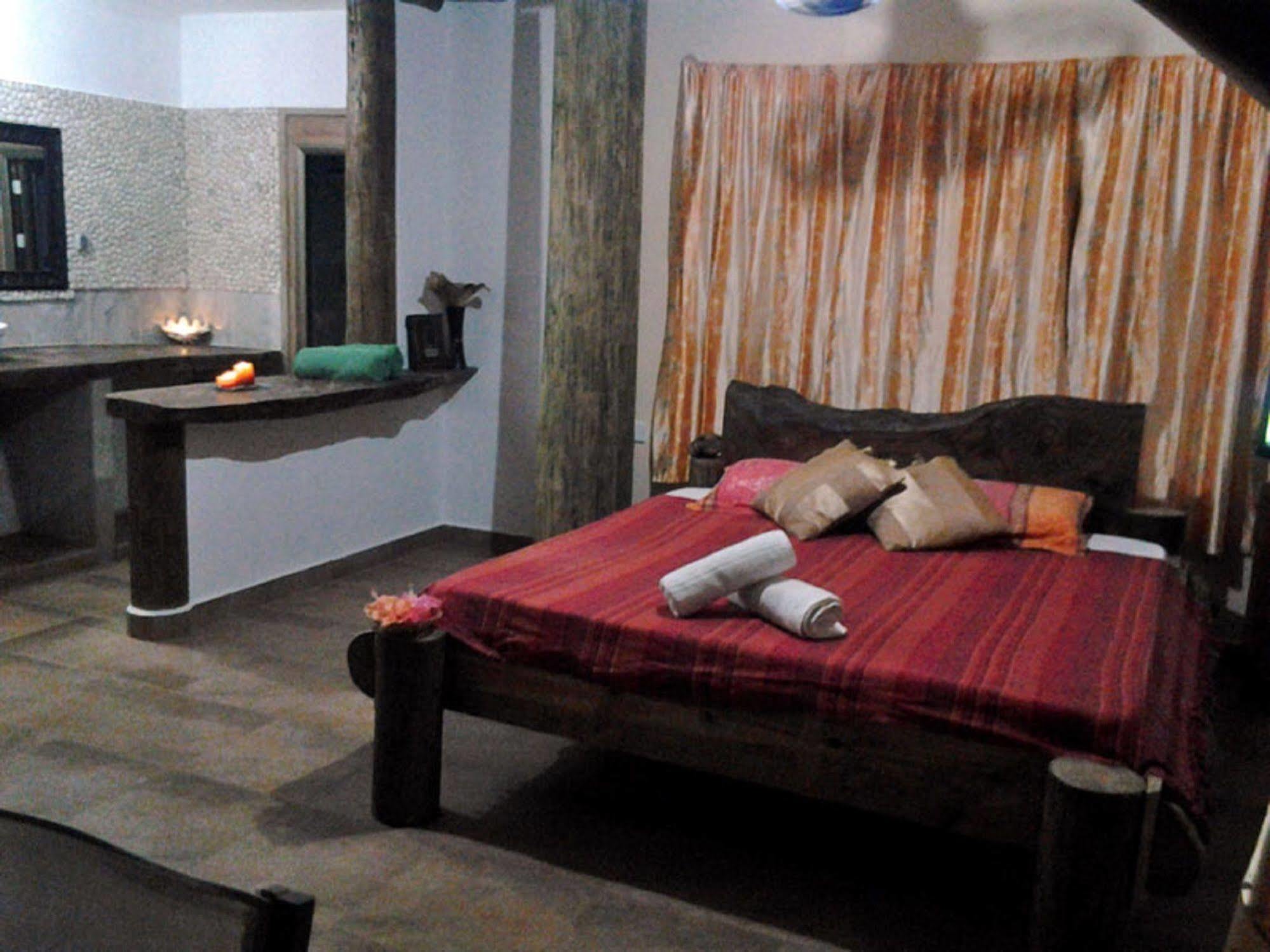 Kaz Ladouceur Bed & Breakfast La Digue Eksteriør bilde